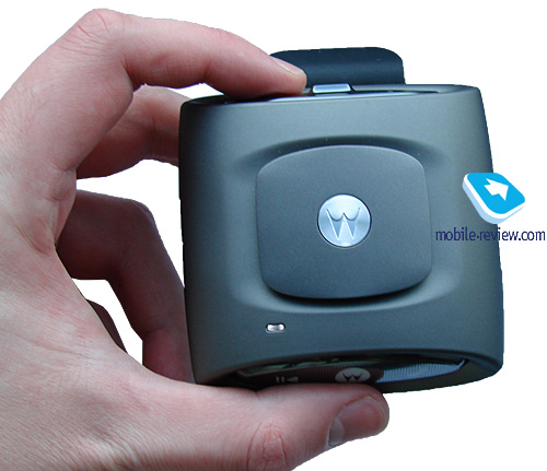 Обзор автомобильной Bluetooth-гарнитуры Motorola MOTOROKR T505