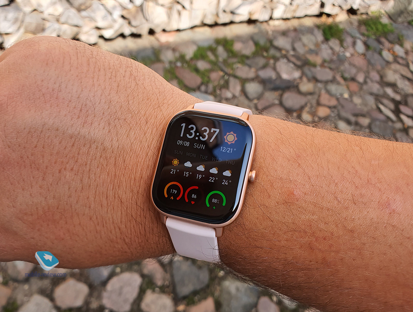    Amazfit GTS   Apple Watch?