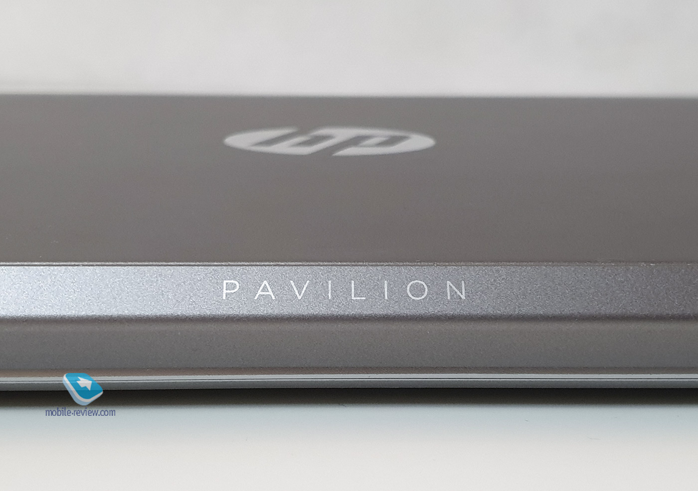  MacBook Air,   2  : HP Pavilion 13-an0035ur
