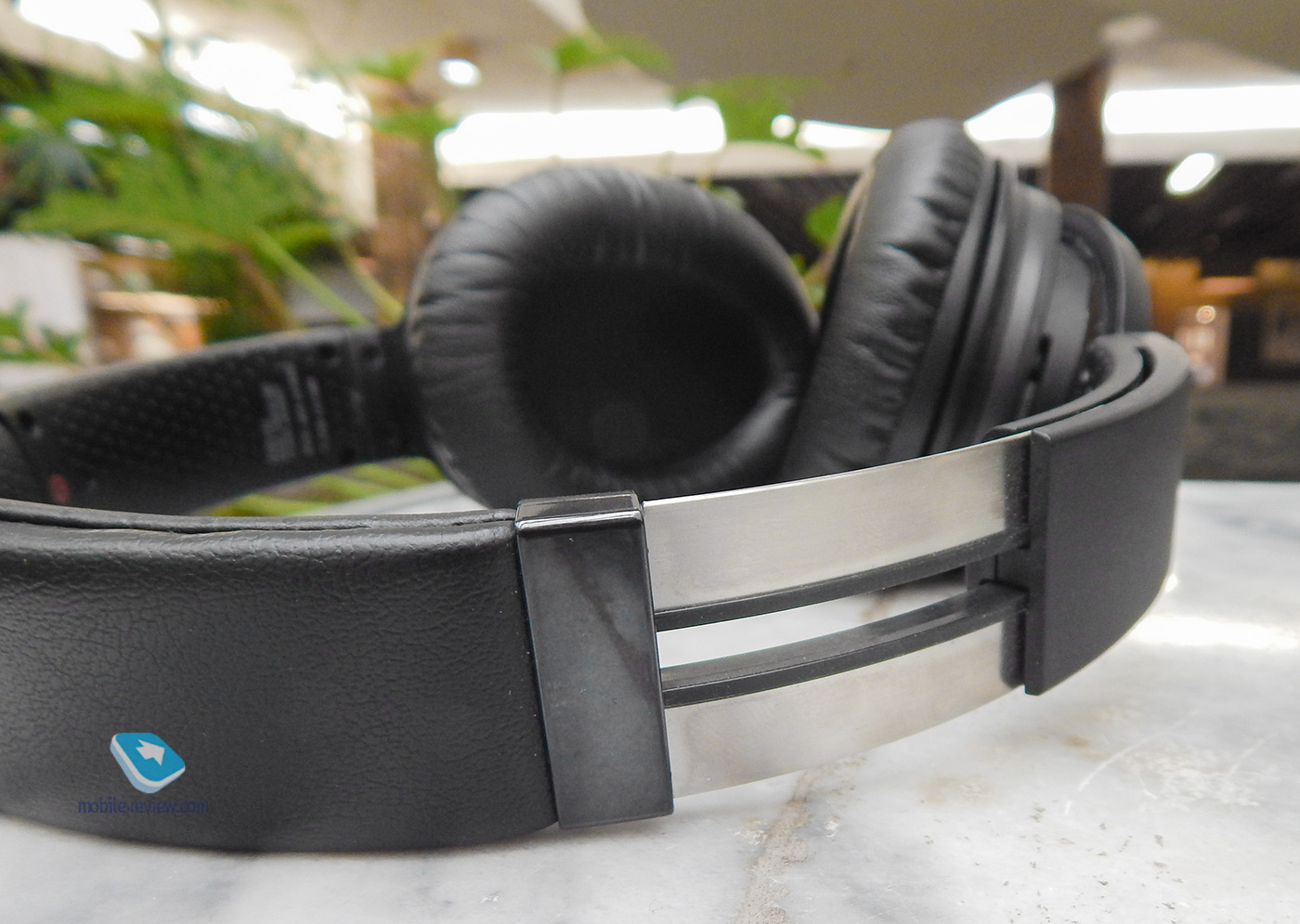         .   Sony MDR-ZX780DC