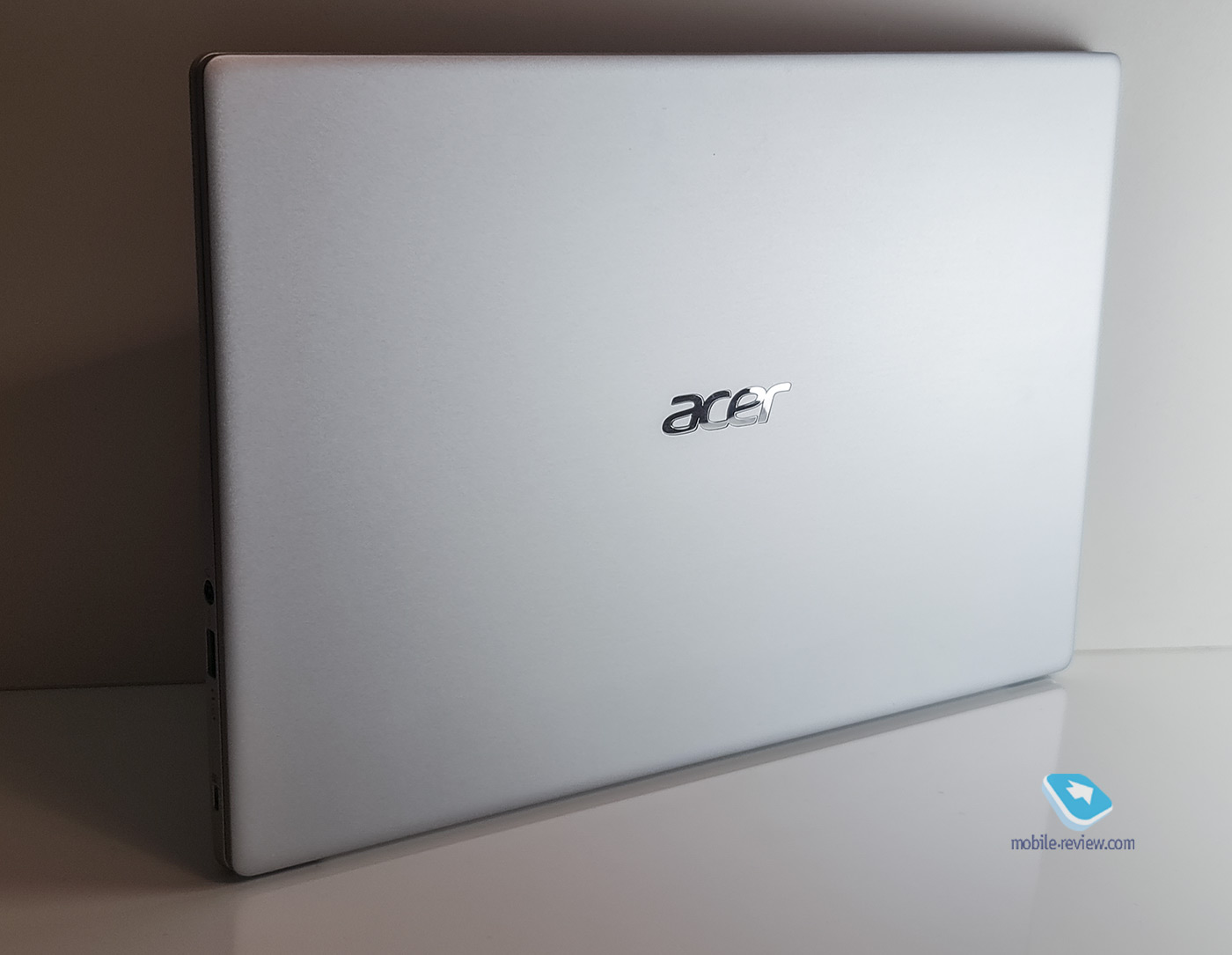 Review Acer Swift 3 (SF314-42-R5A4)