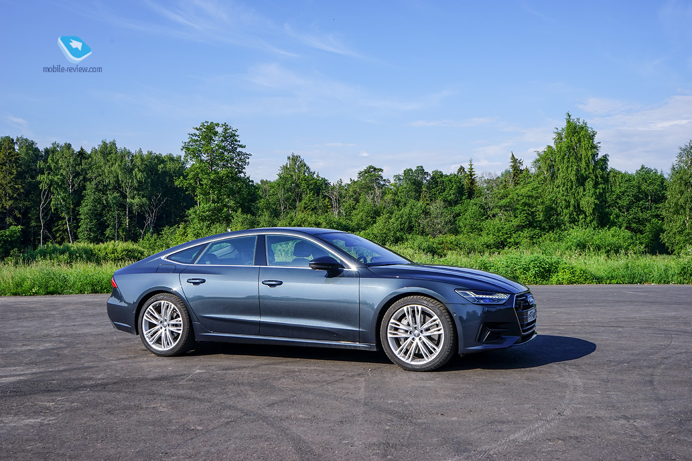 Audi A7 Sportback test. Between sedan and coupe