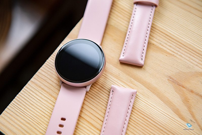 Review of smart watches Canyon Marzipan