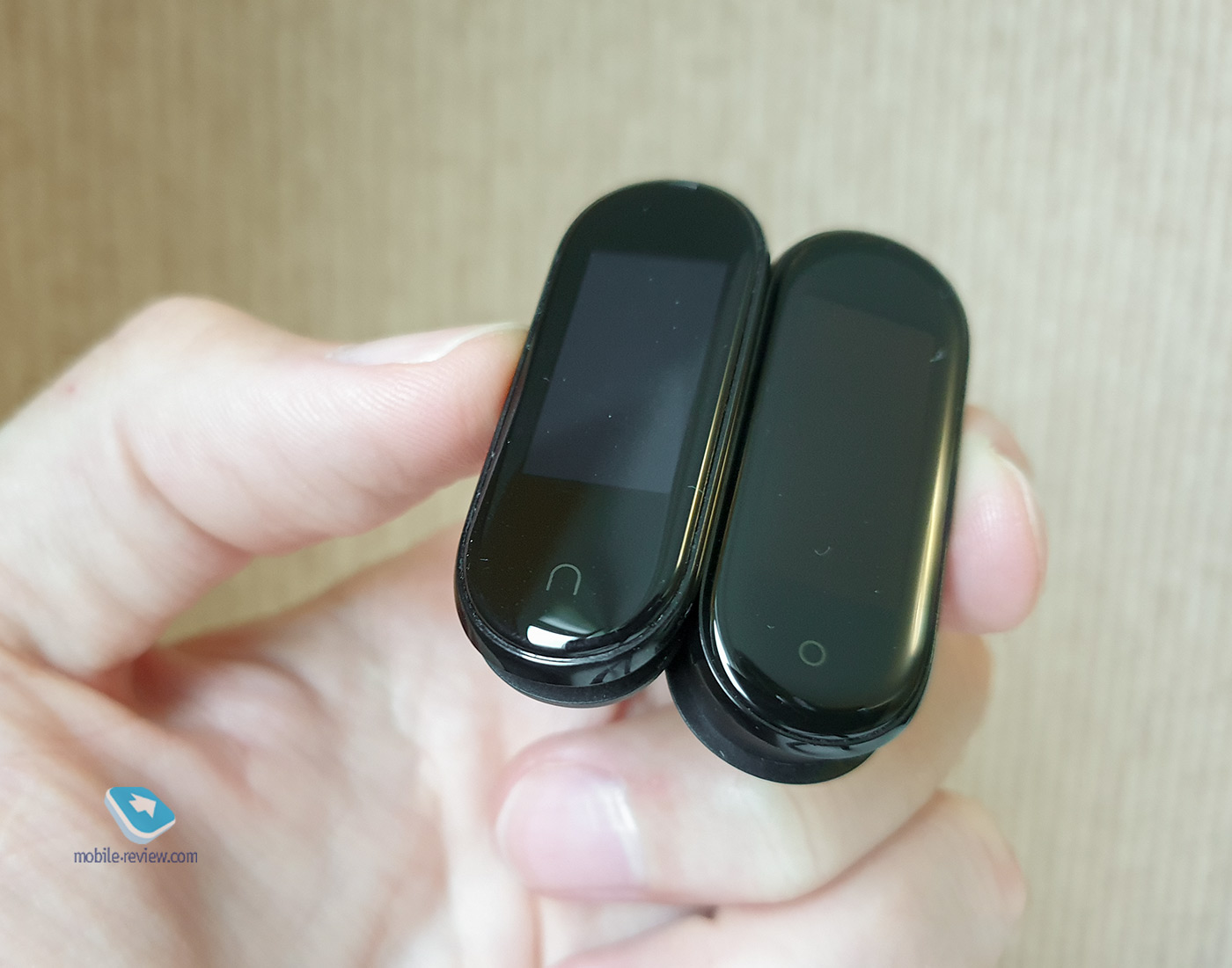 What to choose Xiaomi Mi Smart Band 5 or Smart Band 4?