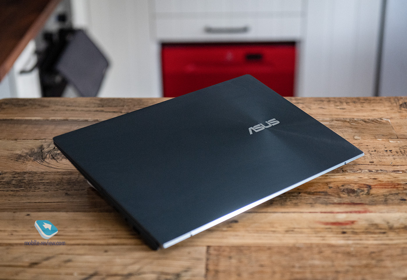 Review ASUS ZenBook Duo 14 (UX482E) notebook