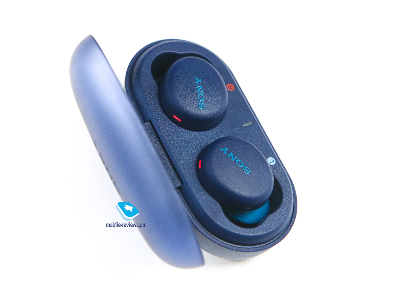 Review of basic TWS headphones Sony WF-XB700