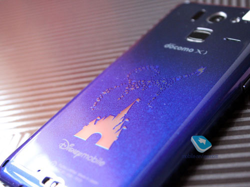 Fujitsu Docomo F-07E Disney Mobile