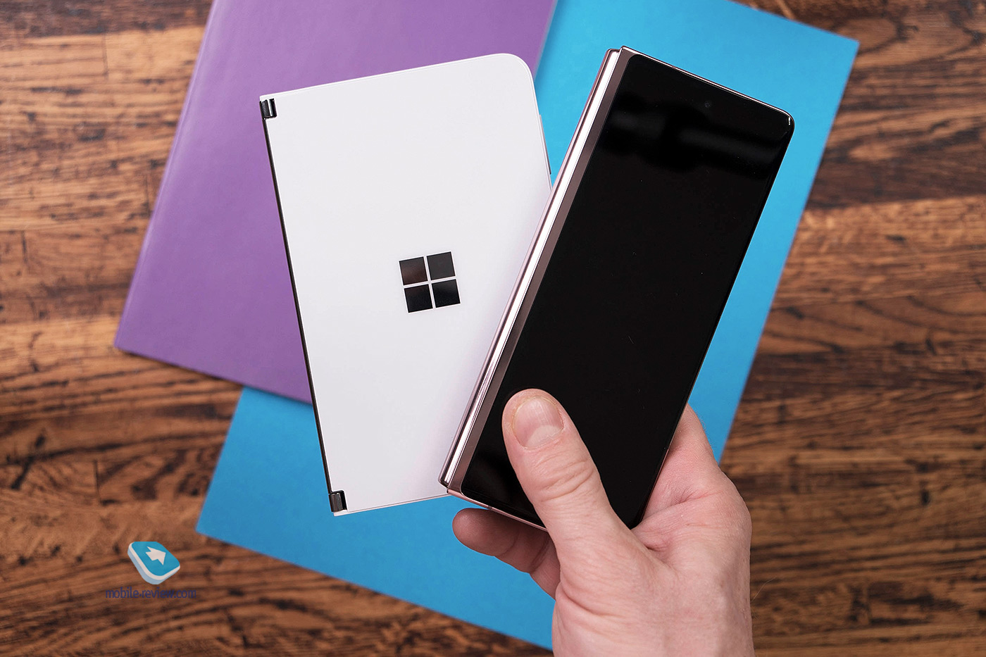 Review of an unusual smartphone - Microsoft Surface Duo