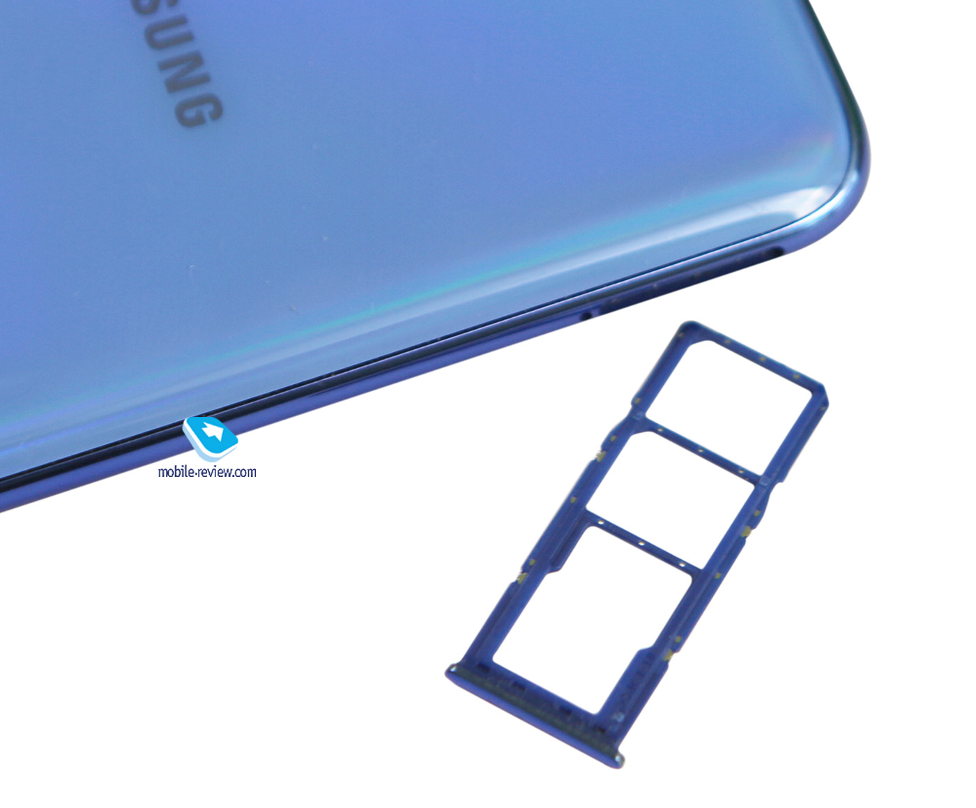   Samsung Galaxy A70 (SM-A705FN/DSM)