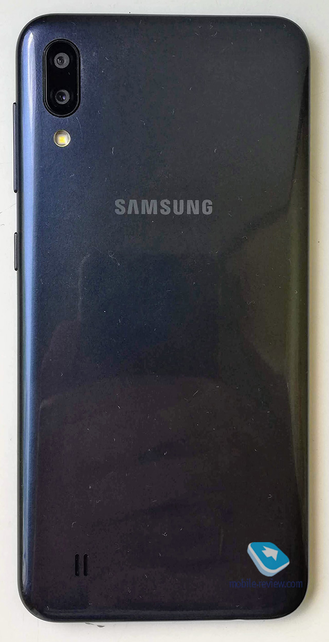   Samsung Galaxy M10