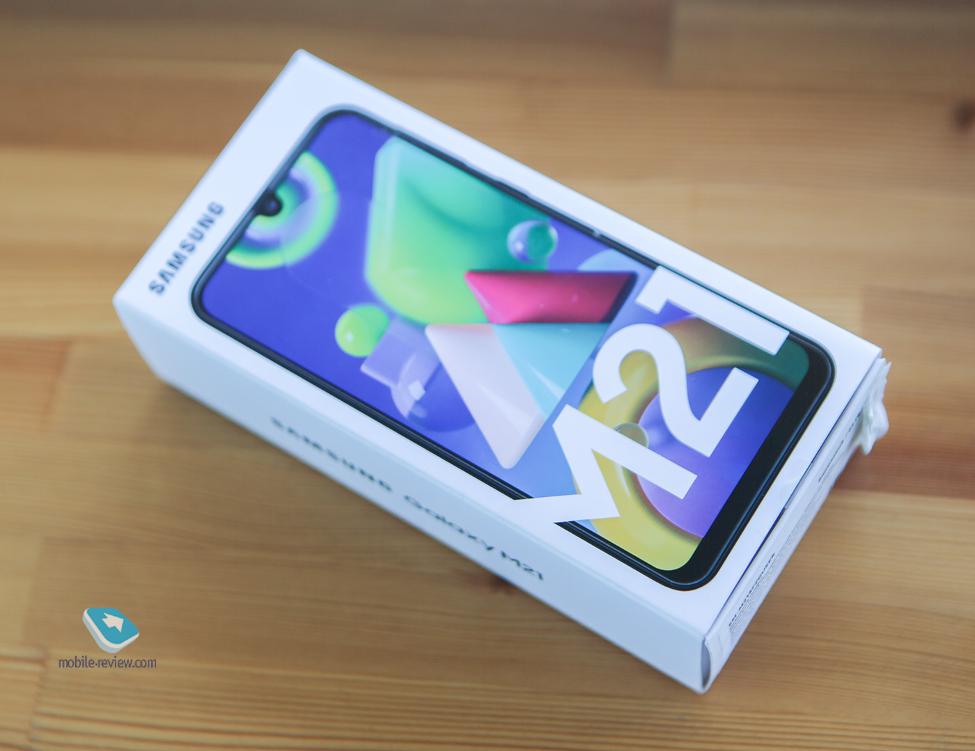 Smartphone review Samsung M21 (SM-M215F / DSN)