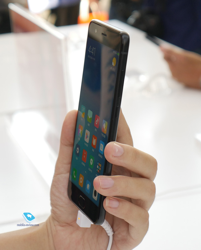 Xiaomi Mi Note 3. Первый взгляд