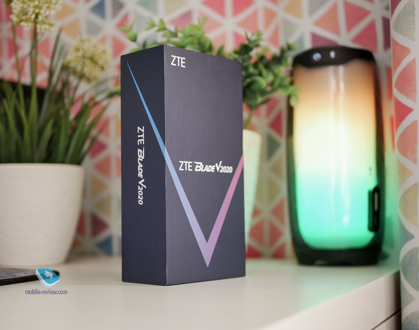 ZTE Blade V2020 smartphone review