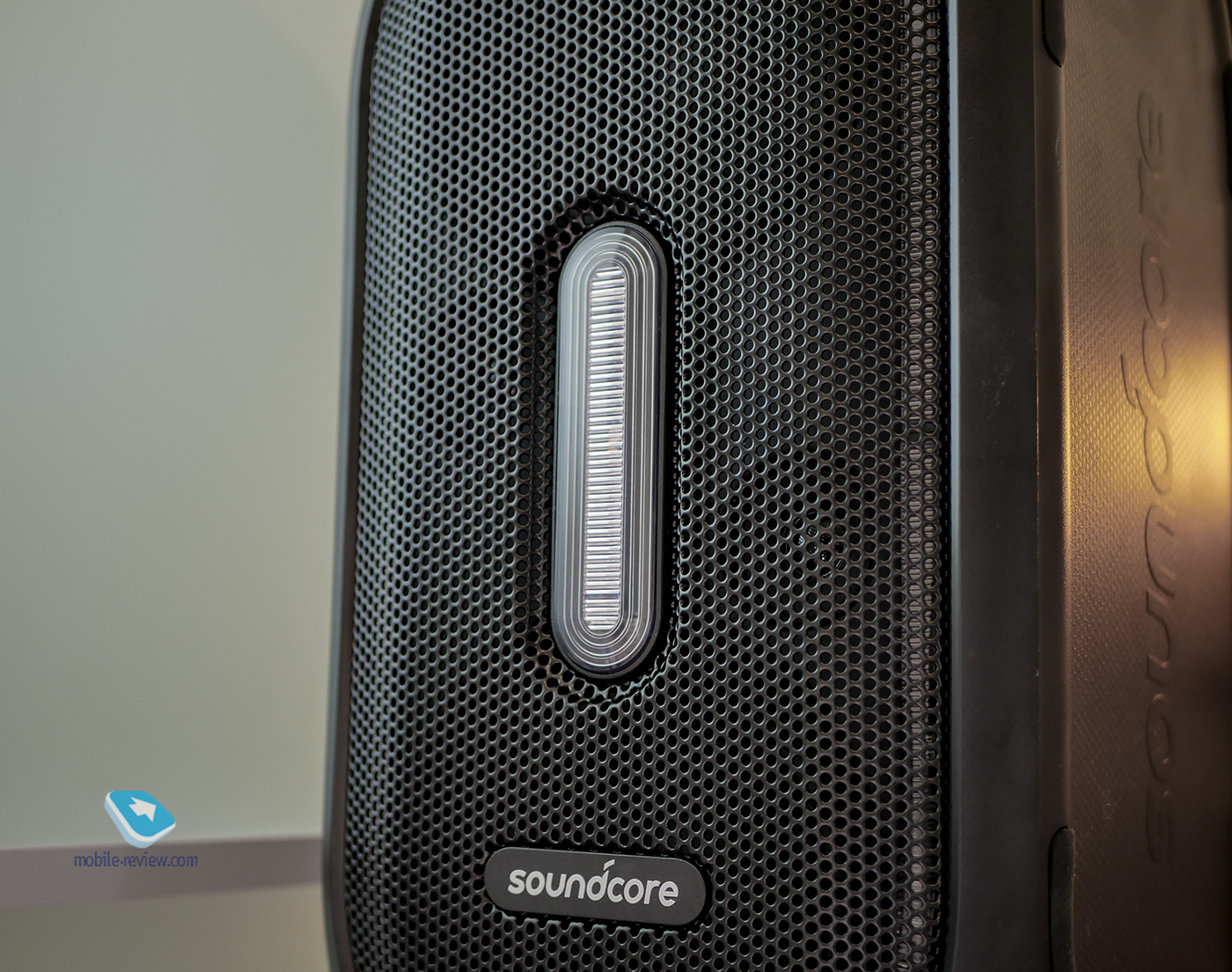   Anker Soundcore Rave -   !