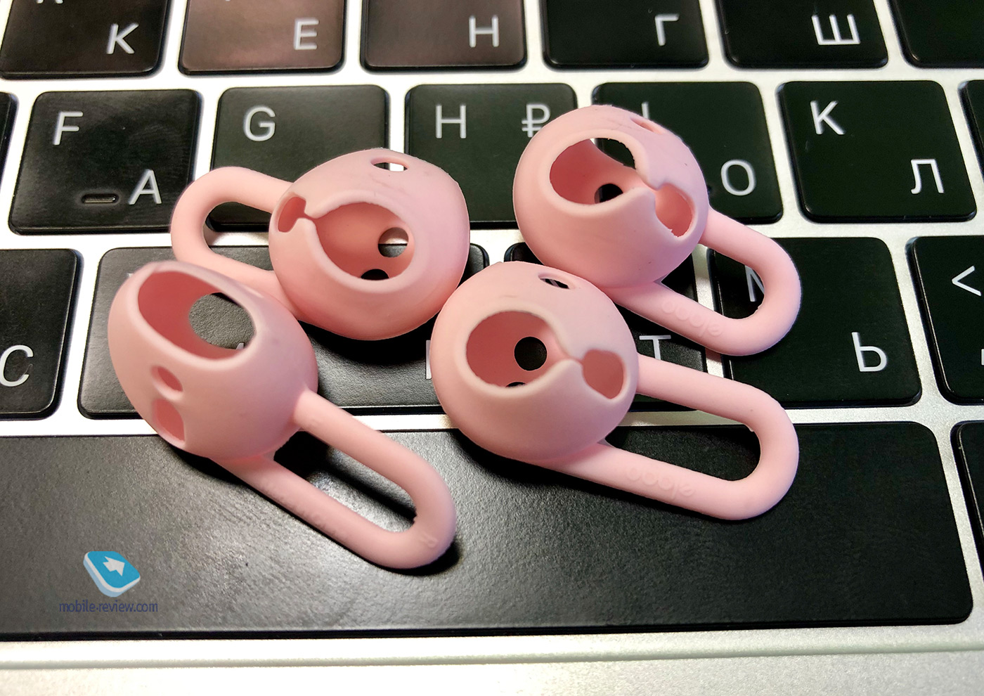 10   AirPods