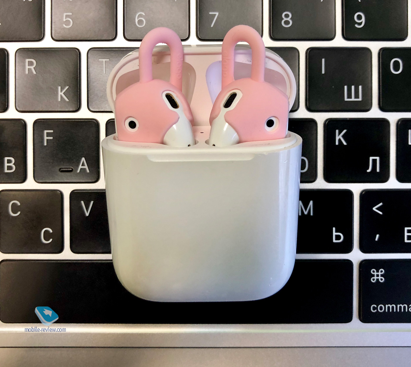 10   AirPods