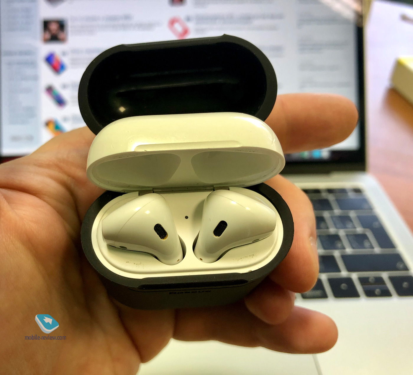 10   AirPods