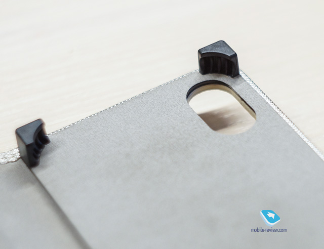 ����� Gramas ��� Samsung � Apple