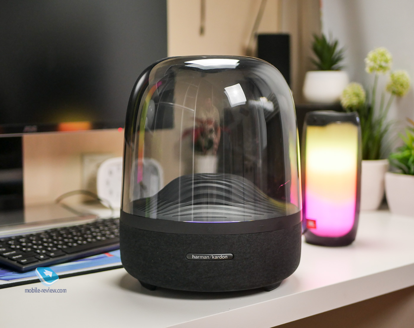    Harman Kardon Aura Studio 3