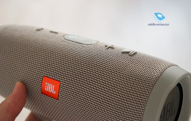 JBL Charge 3