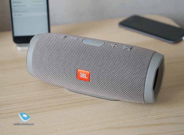 JBL Charge 3