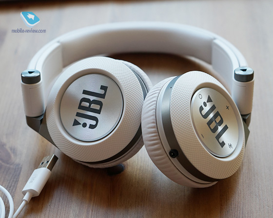 JBL Synchros E40BT