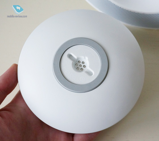 JBL Voyager