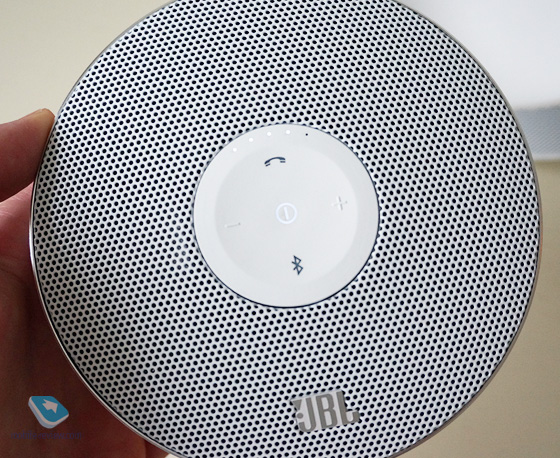 JBL Voyager