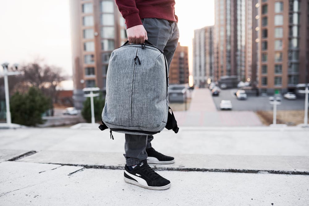 : JBL Under Armour, LG Xboom WK7Y  Neovima Neobackpack 2