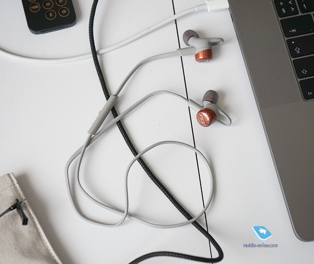 Plantronics BackBeat Go 3