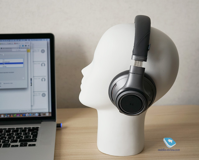 Plantronics BackBeat Pro +
