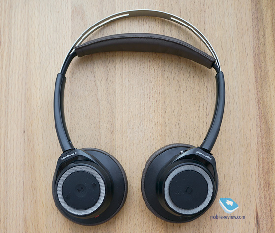  Plantronics BackBeat Sense