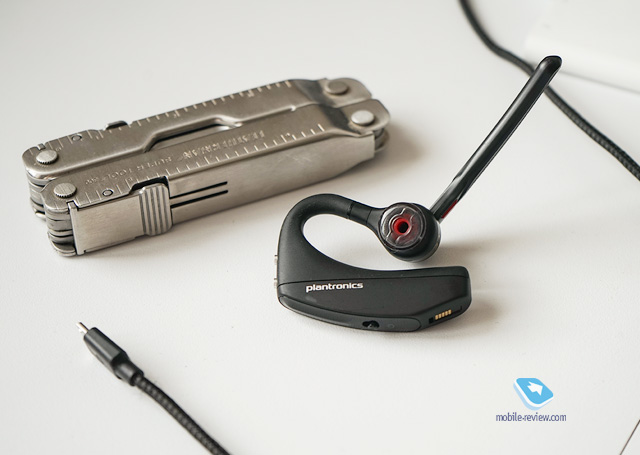 Plantronics Voyager 5200