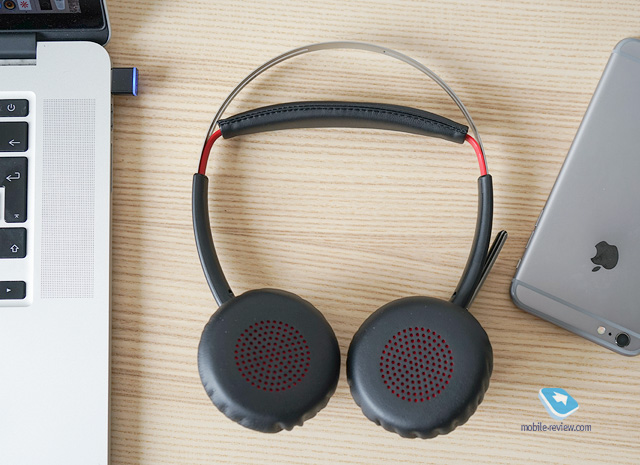 Plantronics Voyager Focus UC