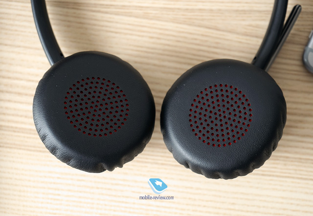 Plantronics Voyager Focus UC