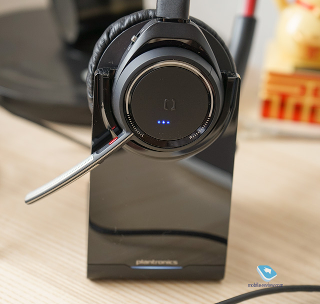 Plantronics Voyager Focus UC