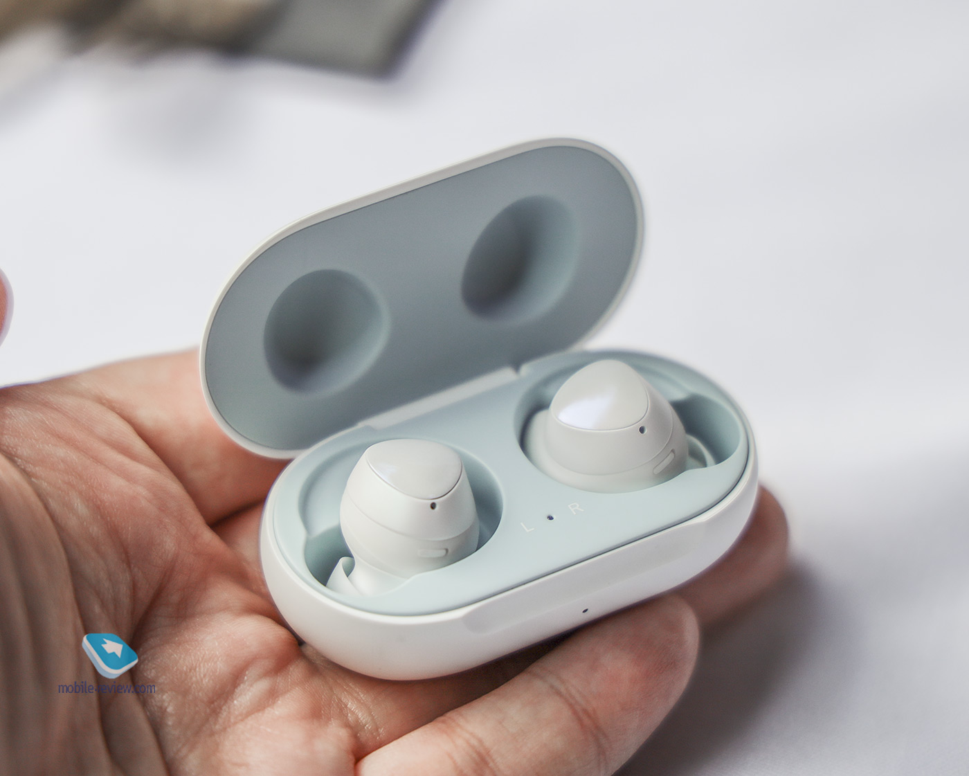 Samsung Galaxy Buds (SM-R170)