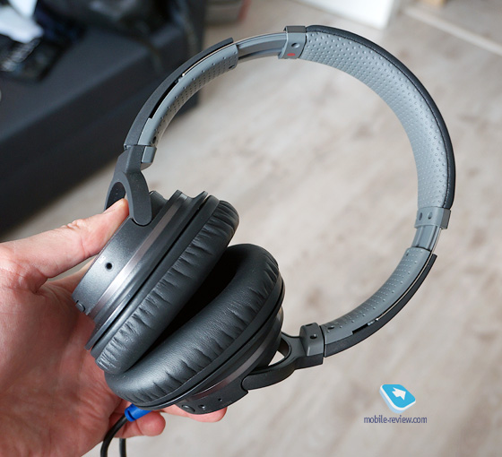 Sony MDR-ZX770BN