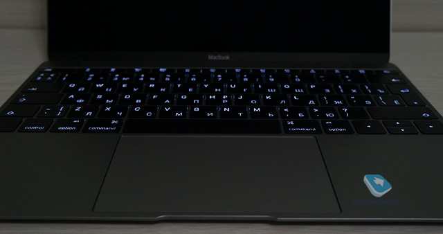 Apple MacBook