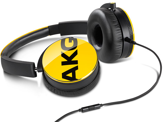 AKG Y50