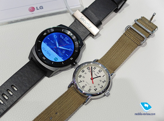 Mobile review IFA 2014. LG G Watch R