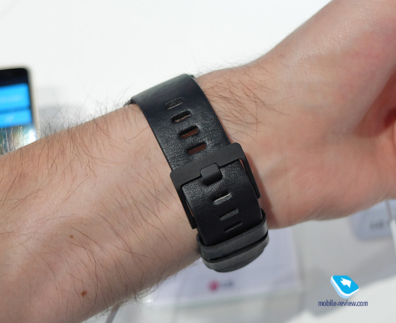 IFA 2014.  LG G Watch R