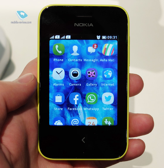 MWC 2014. Nokia Asha 230