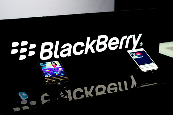  Blackberry Passport