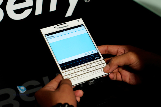  Blackberry Passport