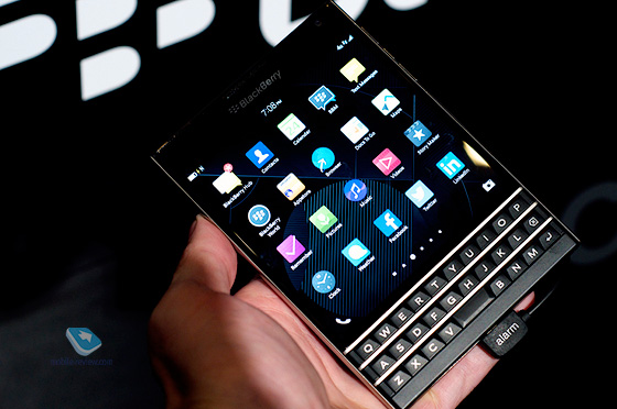  Blackberry Passport