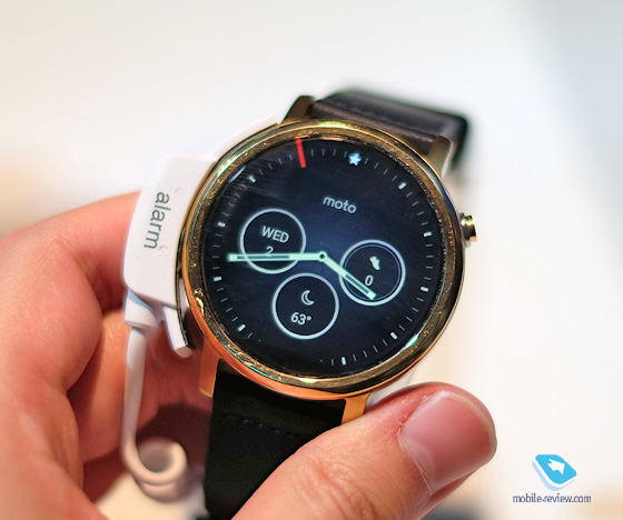 Moto 360