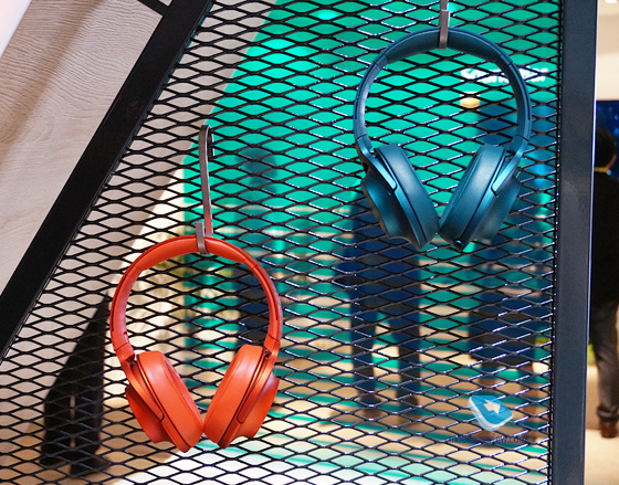 Sony h.ear on
