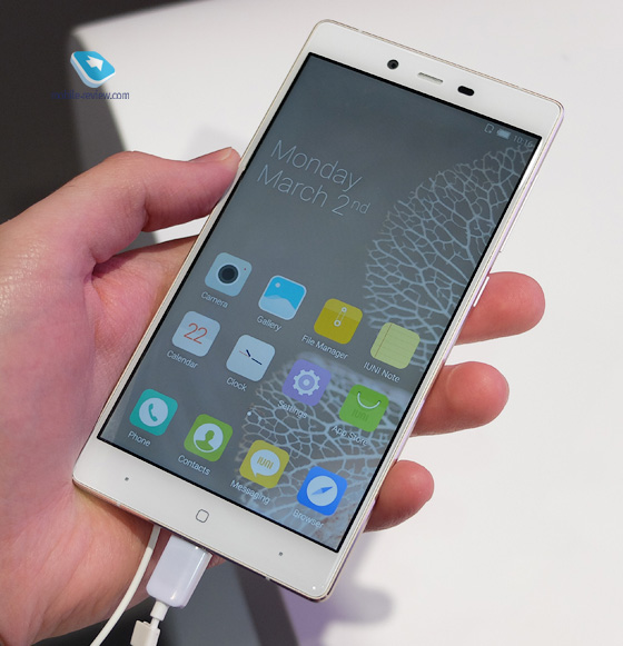 MWC 2015. Gionee S7  IUNI U3 mini