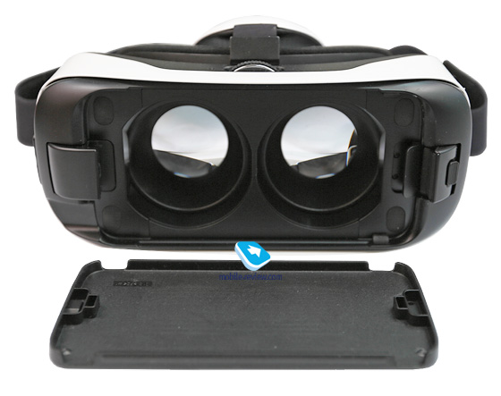    Samsung Gear VR 2015 